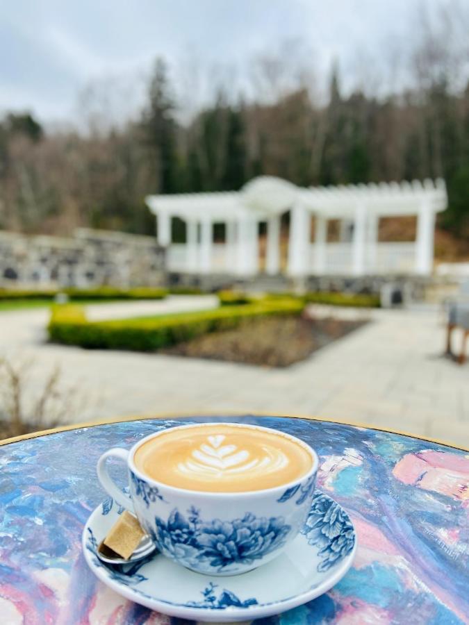 Stonehaven Le Manoir - Relais & Chateaux Сен-Агата-дес-Монтс Екстериор снимка